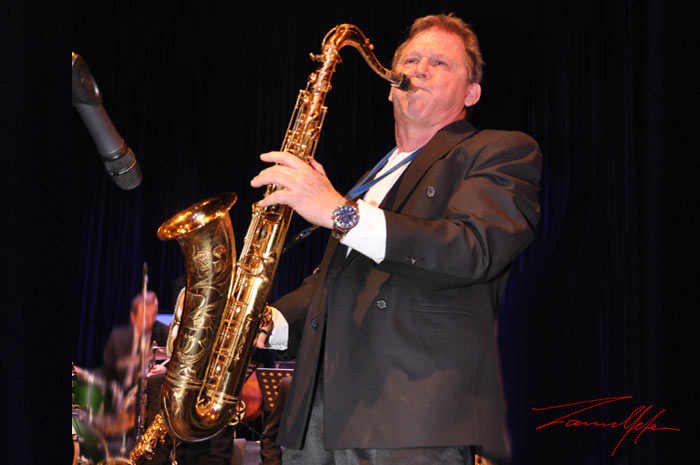 stefan-lamml.de
Stefan Lamml
Konzert-Solist für Saxophon und Klarinette stefan-lamml.de
Stefan Lamml
Konzert-Solist für Saxophon und Klarinette